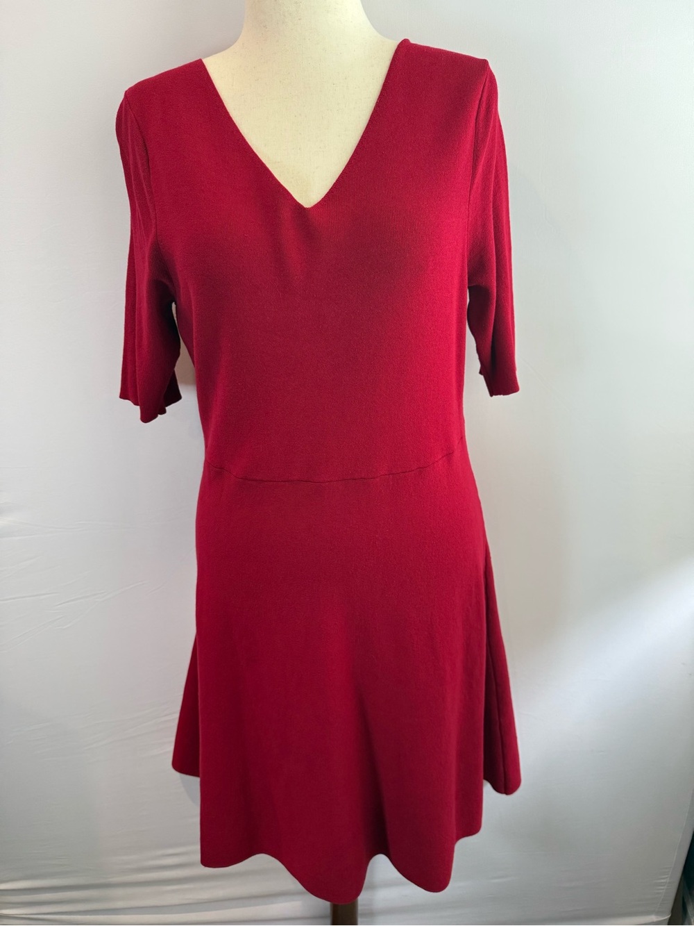 Ann Taylor Crimson V-Neck Midi‎ Dress